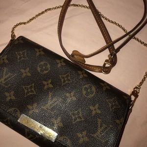 Louis Vuitton Favorite PM